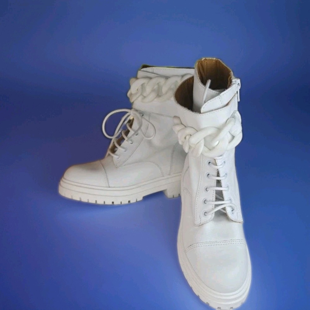 Beautisoles White Leather Combat Boots W Chain Detail. Zip w Tie Closure (35)